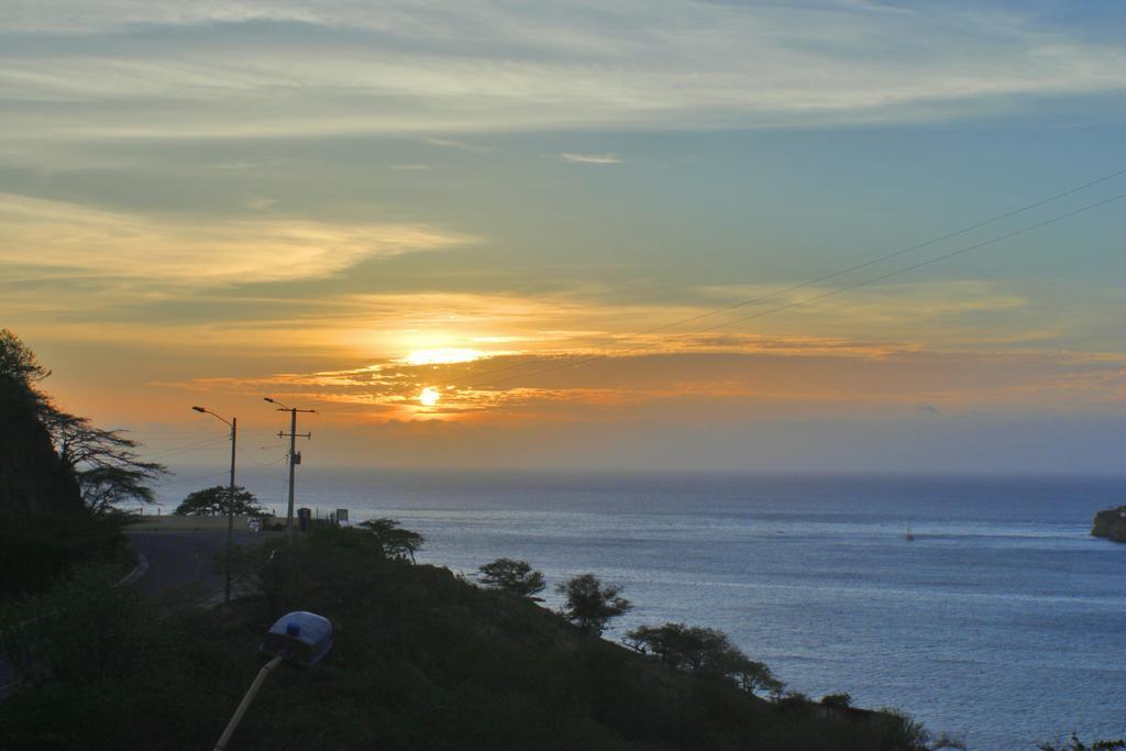 Suitehouse Taganga Exterior photo